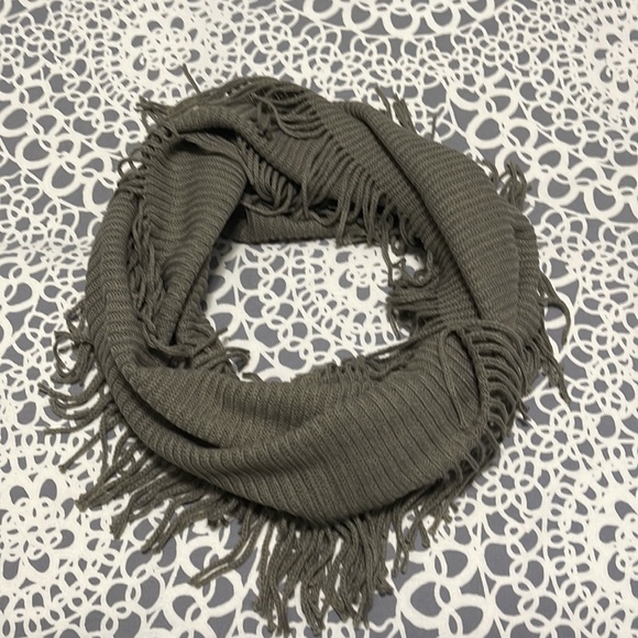 BP Grey Knit Ribbed Fringe Infinity Scarf - Picture 2 of 5
